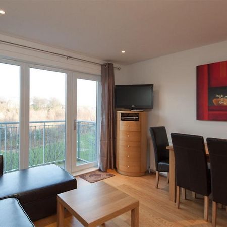 The Lochend Park View Residence Edimburgo Esterno foto